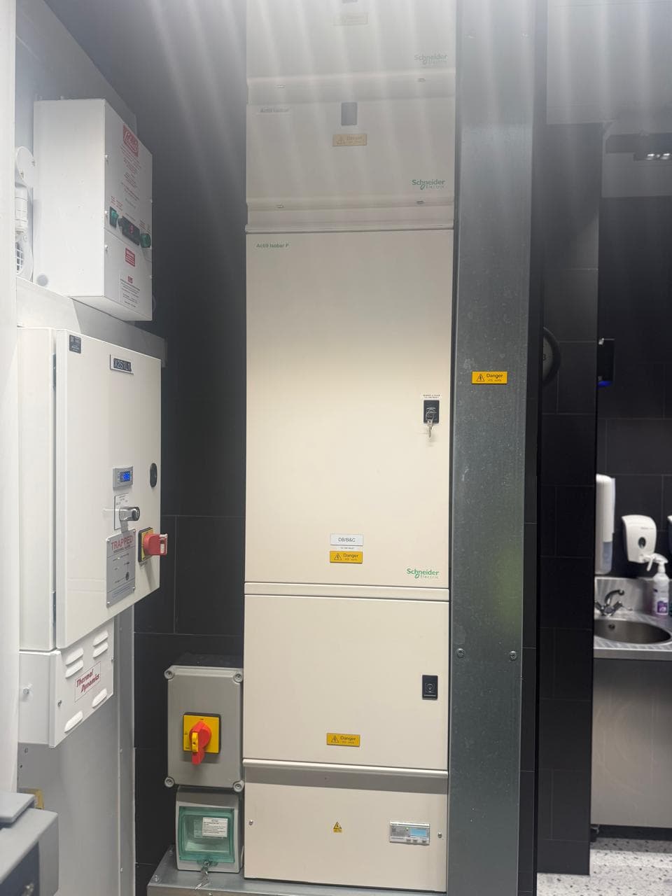 Commercial refrigeration plant installation